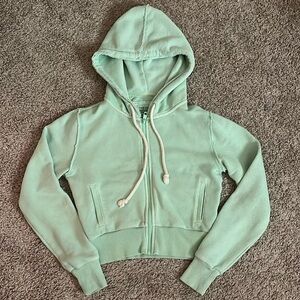 American eagle Mint Green Cropped Hoodie